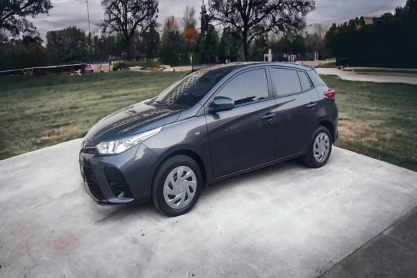 TOYOTA YARIS 1.2 J car rental เช่ารถ รถเช่า ราคาถูก